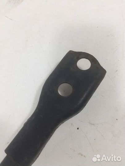 Распорка переднего подрамника