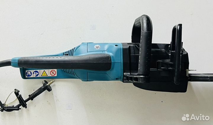 Цепная пила Makita UC4030A Румыния