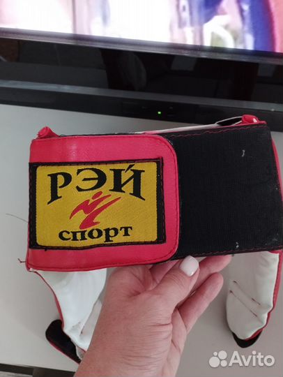 Детский шлем защитный+защита голень-стопа и руки