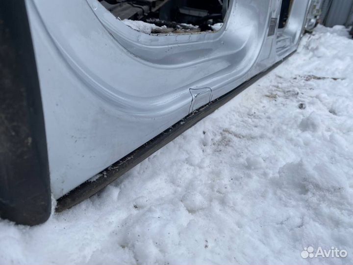 Порог правый Skoda Karoq