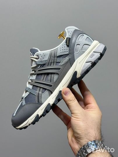 Кроссовки asics gore tex