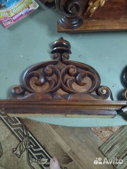 Резные элементы