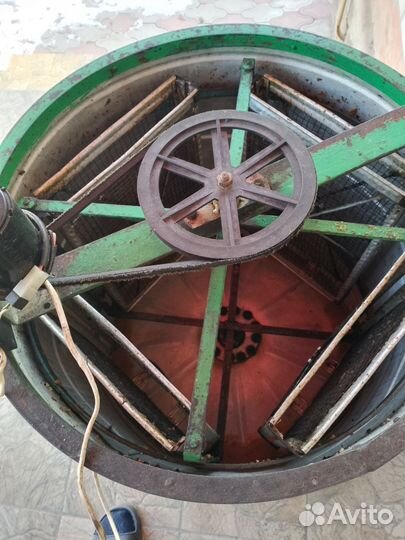 Медогонка 4 рамочная