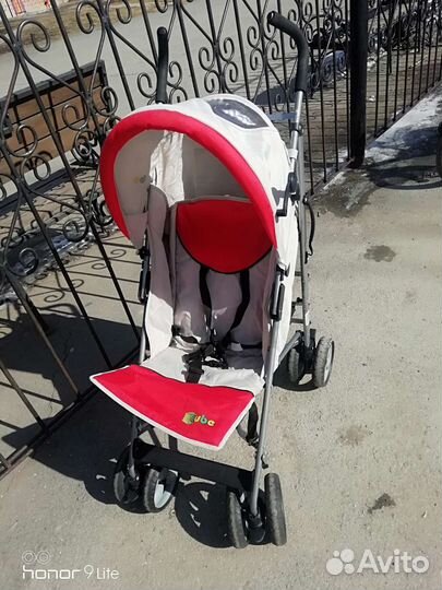 Прогулочная коляска