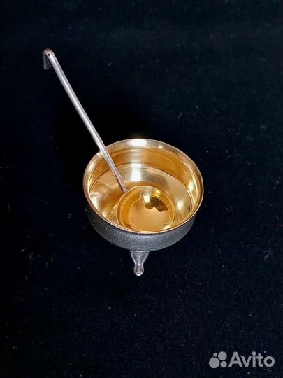 Солонка с ложечкой, серебро 875пр., в позолоте