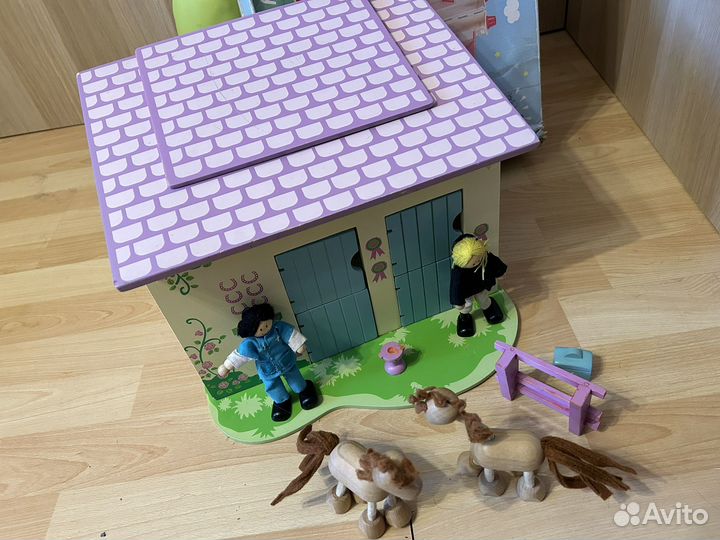 Кукольный домик