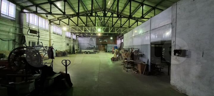 Производство, 1400 м²