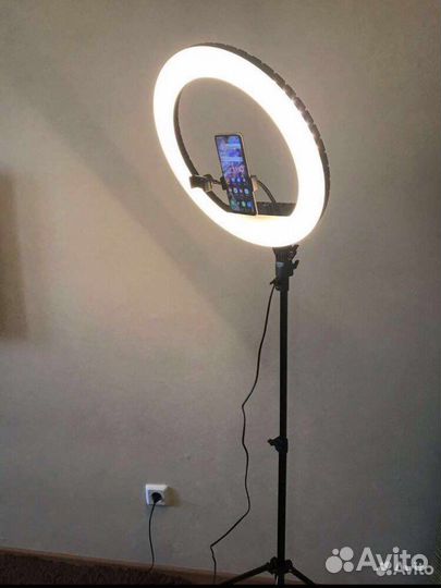 Кольцевая лампа со штативом 45см(магазин )