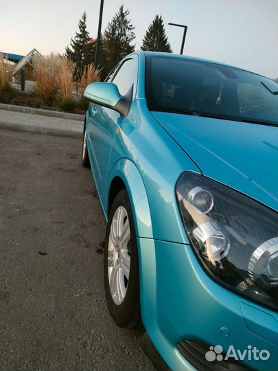 Opel Astra GTC 1.8 AT, 2010, 230 557 км