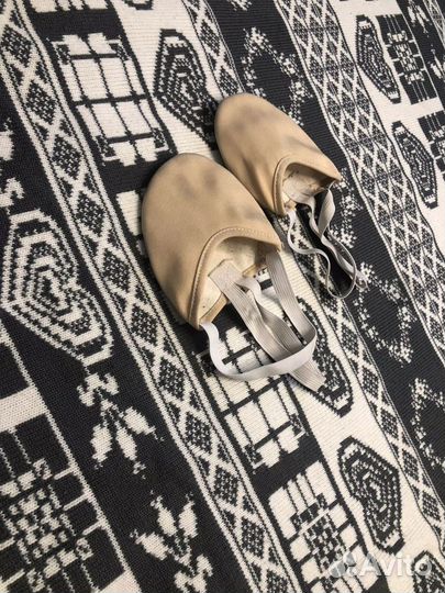 Одежда на девочку 140 размер