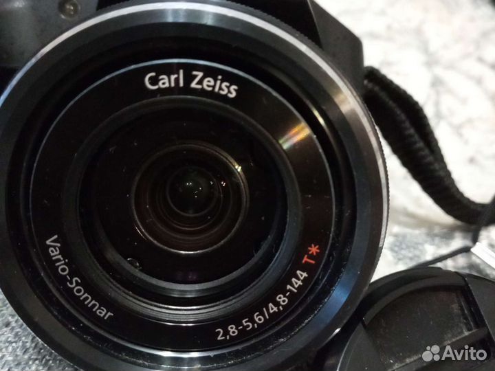 Компактный фотоаппарат sony cyber shot