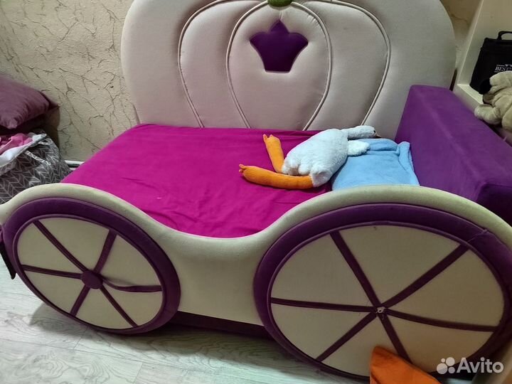 Диван для девочки карета