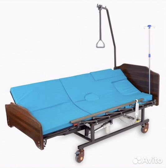 Медицинская кровать для инвалидов