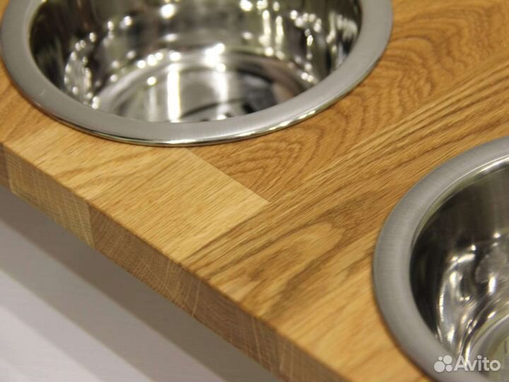 Кормушка для кошек и собак из массива дуба