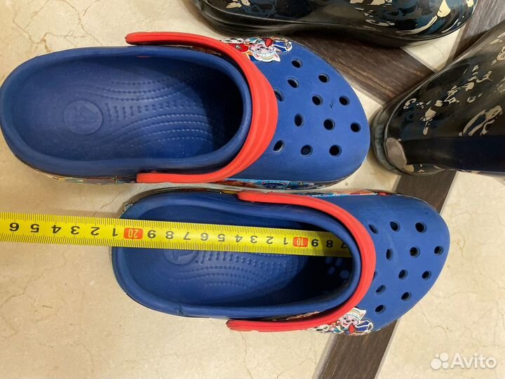 Crocs и сапоги