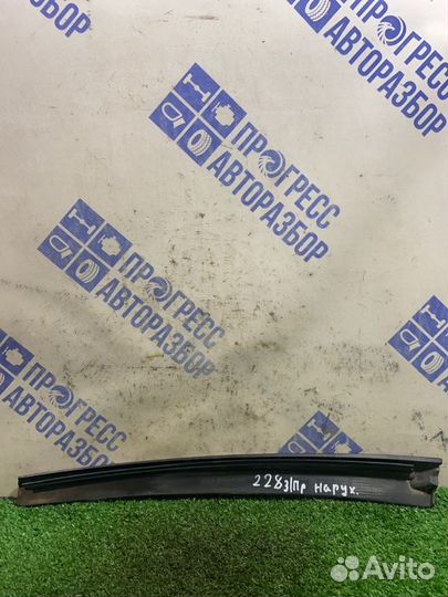 Накладка двери задняя правая Ford Fusion хэтчбек