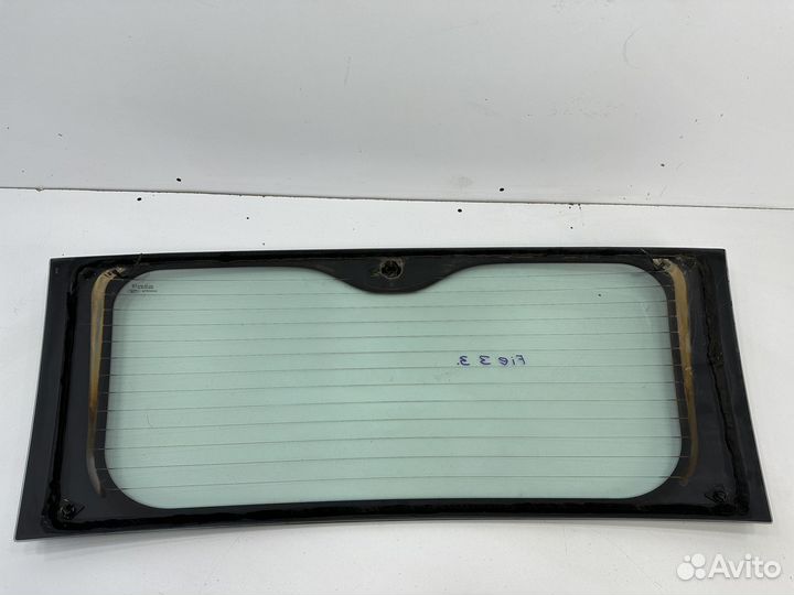 Ford Fiesta mk5 купе стекло крышки багажника