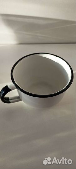 Эмалированная кружки и чашка СССР