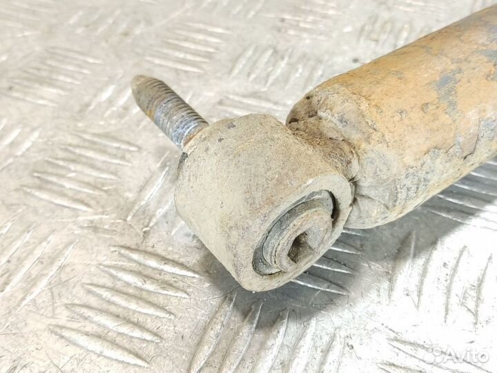 Амортизатор задний левый Renault Scenic 2003 2009