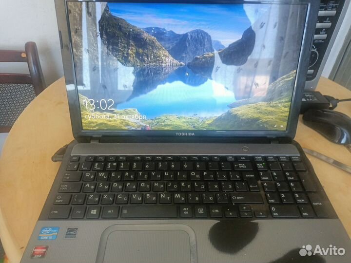 Ноутбук toshiba