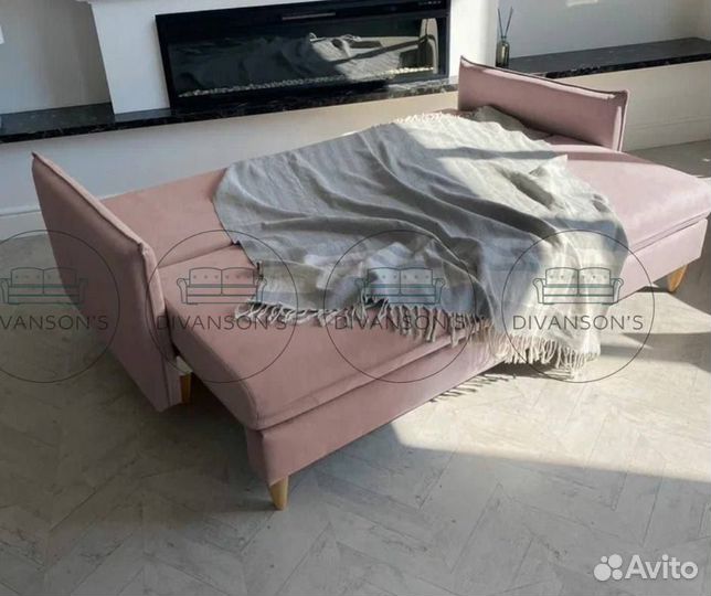 Диван-кровать на ножках в скандинавском стиле