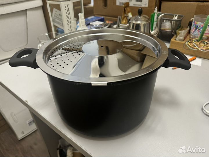 Кастрюля IKEA 5 л