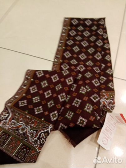 Кашне новое тонкое красивое и кашне военное зелено