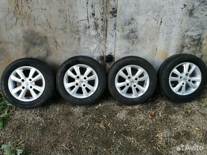 Боковые колеса