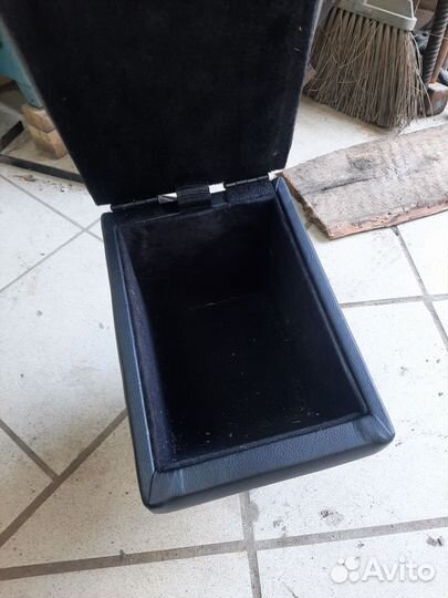 Подлокотник KIA