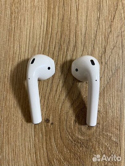 Apple airpods 2