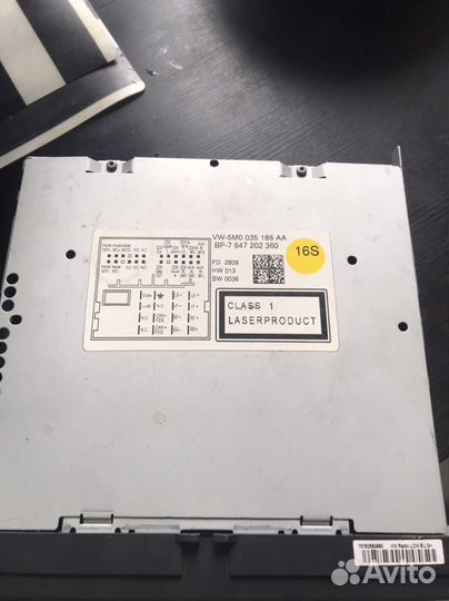 Магнитола VW Radio Low EU G+ BVX 5M0 035 186 AA
