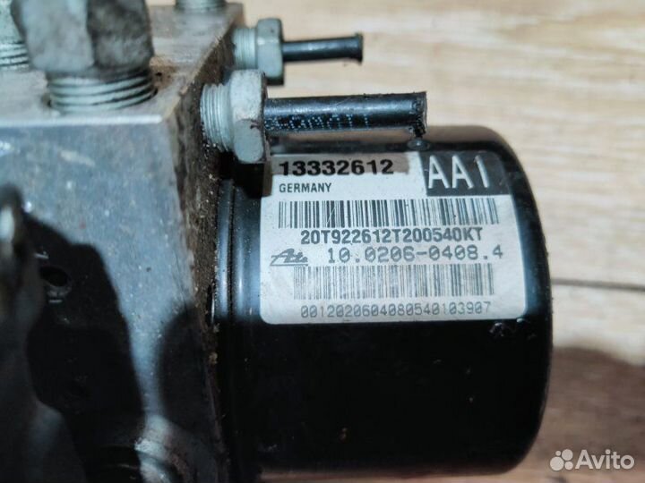 Блок abs Opel Astra J 2010