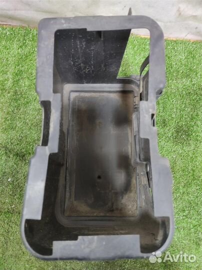 Кожух акб Honda CR-V 2 (RD5) 2005