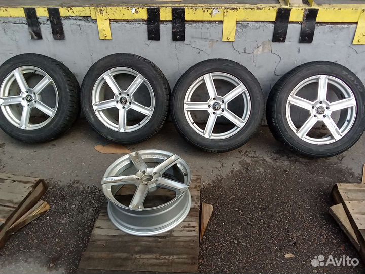 R19 Toyo Super Eco Walker 245/55, PCD 5x114.3 DIA 60.1