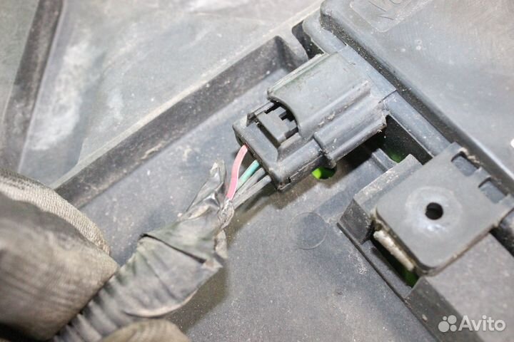 Датчик слепых зон правый Cadillac Escalade GMT900