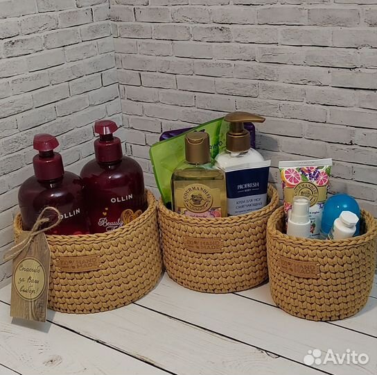 Вязаные корзинки