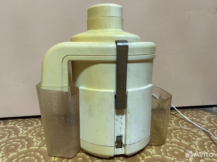 Соковыжималка 