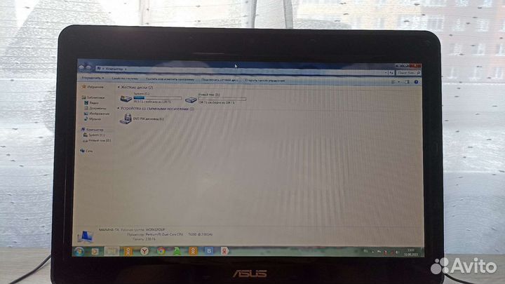Ноутбук asus