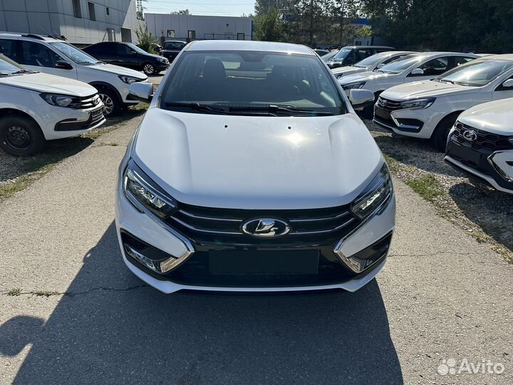LADA Vesta 1.6 МТ, 2023, 6 км
