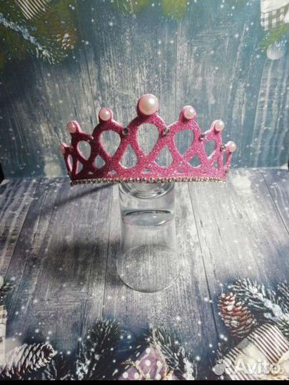 Корона на ободке