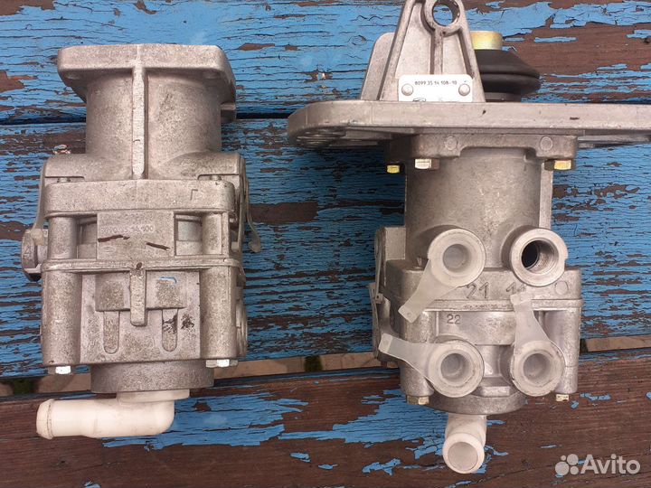 Кран тормозной камаз