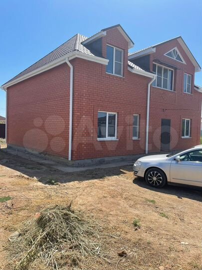 Дом 191 м² на участке 6 сот.