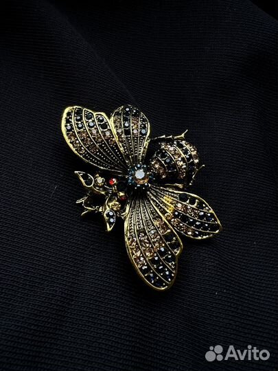 Брошь женская муха