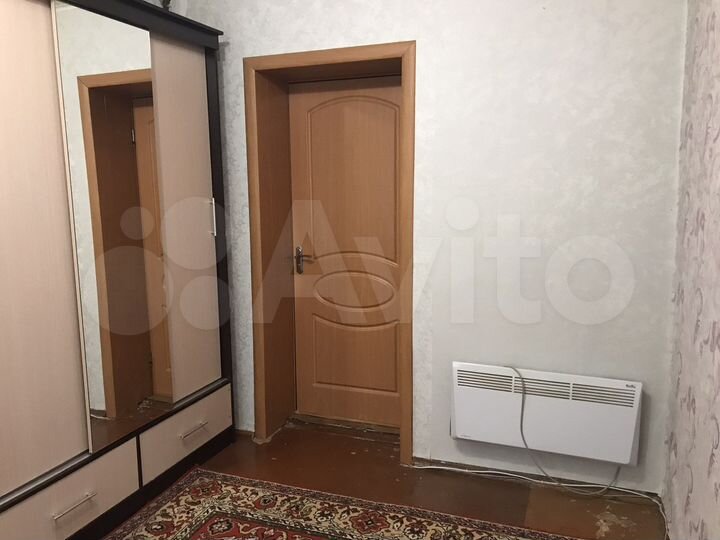 Комната 13 м² в 4-к., 1/5 эт.