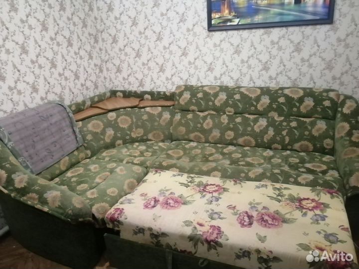 Угловой диван бу