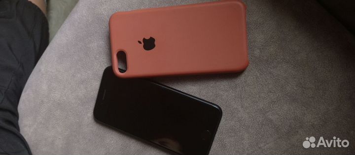 iPhone SE (2020), 64 ГБ