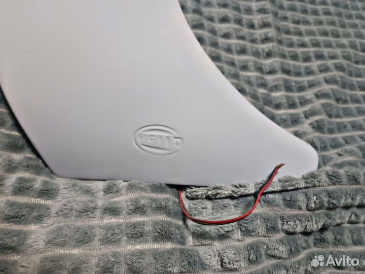 BMW Е34 Спойлер Hакладка Багaжника Hеllа бmb E34