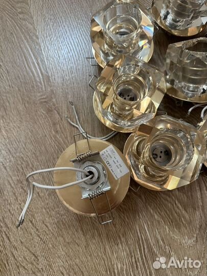 Светильник потолочный