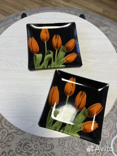 Набор тарелок квадратных