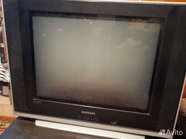 Телевизор samsung